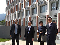 Prof. Zhou Qifeng visits S.H. Ho College